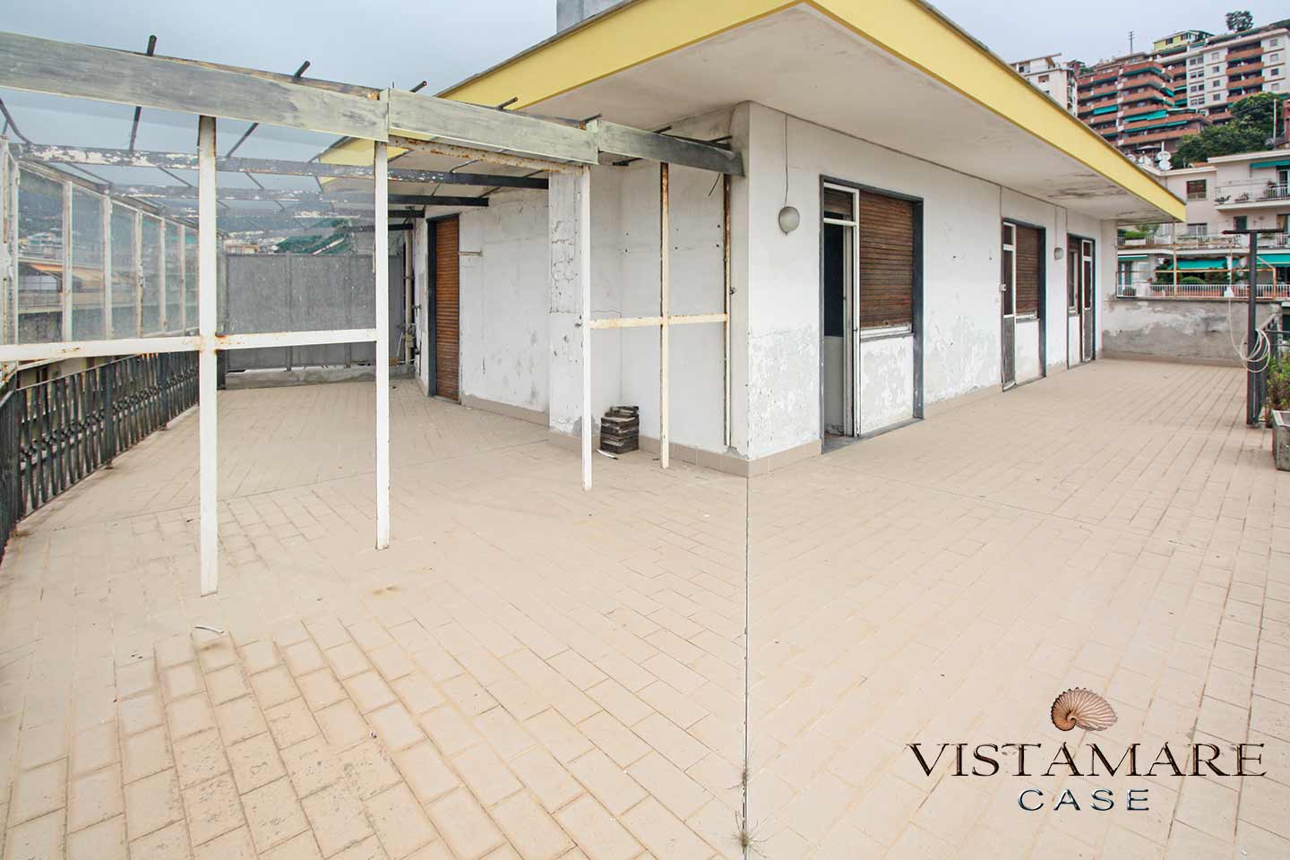 Rif. 312 – ATTICO in centro da riempire di vita al sole
